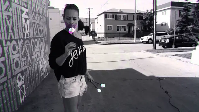 N U I T - I feel Love — video still